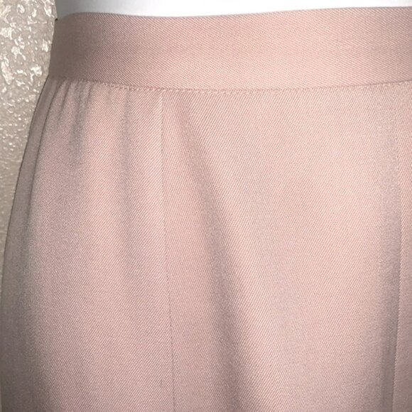 Chanel. Coco Noir Eau De Parfum - 100 ml / 3.4 fl oz - Picture 5 of 13